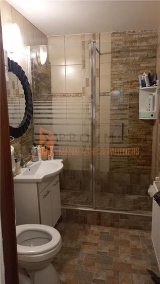 Apartament cu 2 camere semidecomandat, mobilat în Micro 3