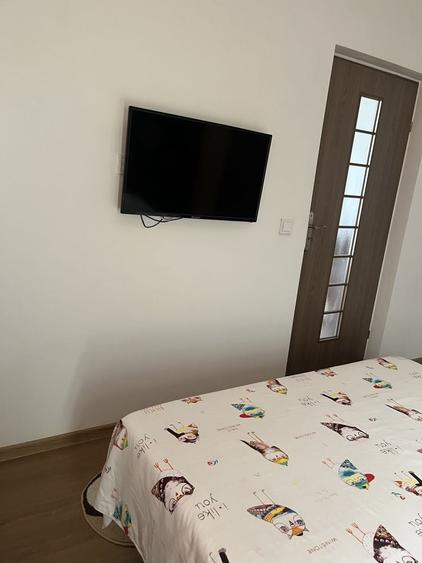 Apartament cu 2 camere nedecomandat în Bariera Vâlcii