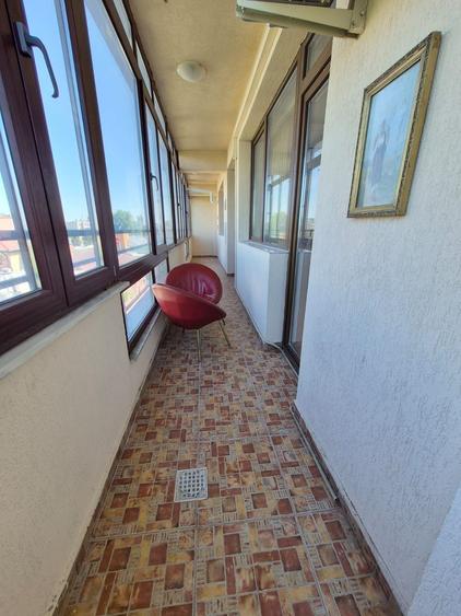 Apartament cu 4 camere decomandat în Domenii