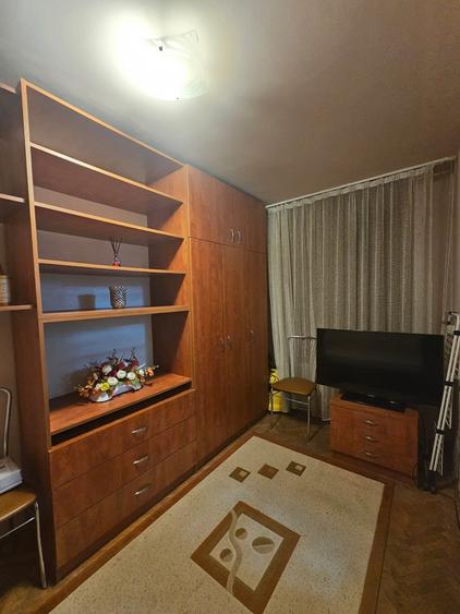 Apartament cu 2 camere semidecomandat în Șagului
