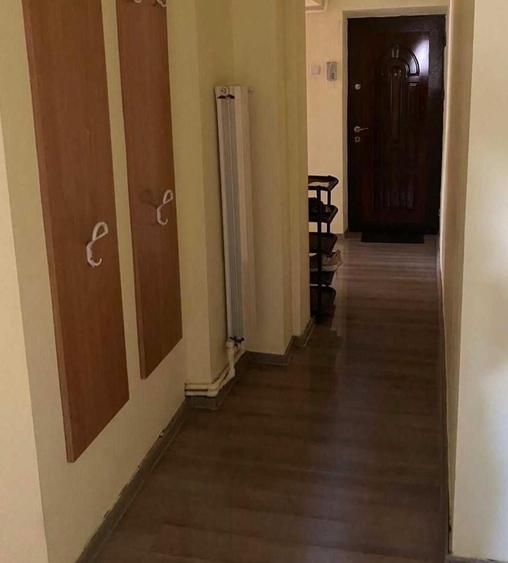 Apartament cu 3 camere decomandat în Păcurari