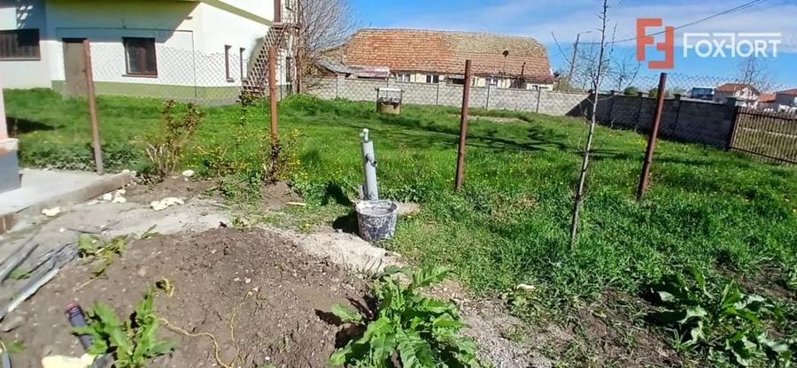 Casă cu 4 camere cu Teren 1000 Mp în Dudeștii Noi