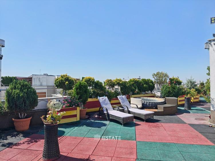 Apartament cu 4 camere decomandat, mobilat în Titan