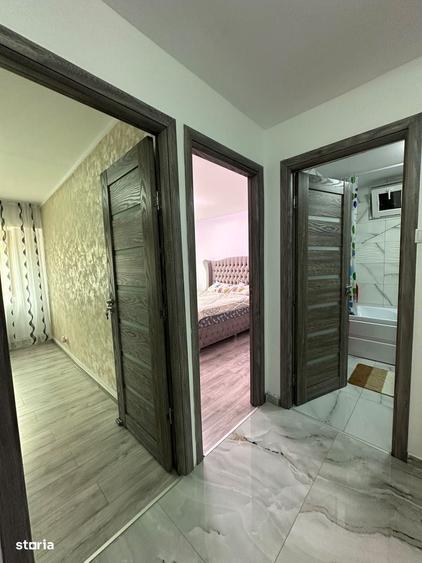 De vanzare apartament cu 3 camere si balcon, renovat, 70mp,etajul 2 - 5
