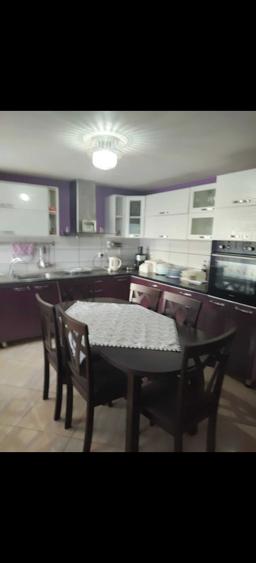 Casă cu 4 camere în Gura Padinii