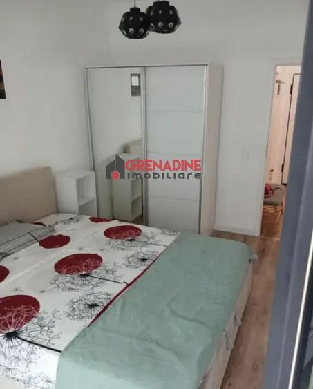 Apartament cu 2 camere semidecomandat în Tractorul