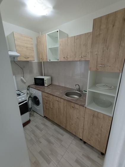 Garsonieră decomandată în Radu Negru