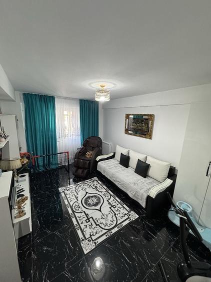 Apartament cu 3 camere decomandat în Ultracentral