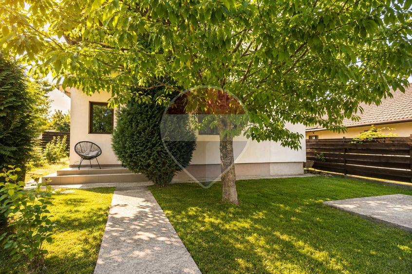 Casă individuală cu 4 camere cu Teren 400 Mp în Horpaz
