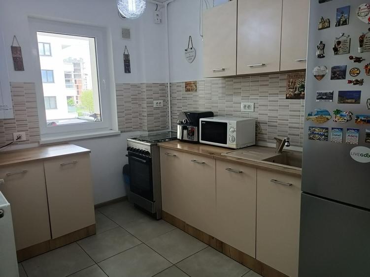 Particular,vand apartament 2 camere - 8