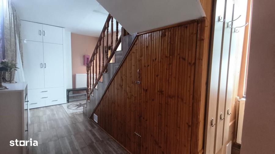 Casă cu 2 camere cu Teren 368 Mp în Central