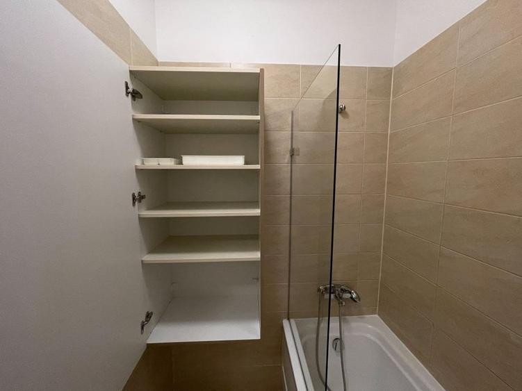 Apartament cu 2 camere semidecomandat în Mihai Bravu