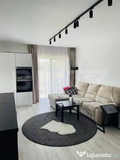 Apartament cu 3 camere decomandat în Centura