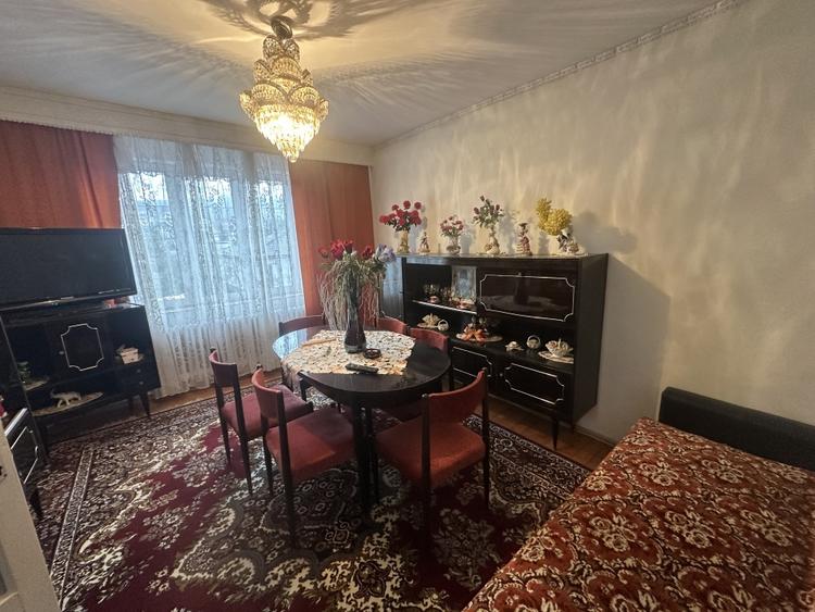 Casă individuală cu 4 camere cu Canalizare în Cetate