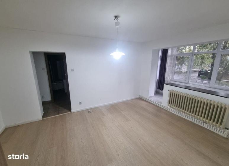 Apartament cu 2 camere semidecomandat în Tătărași