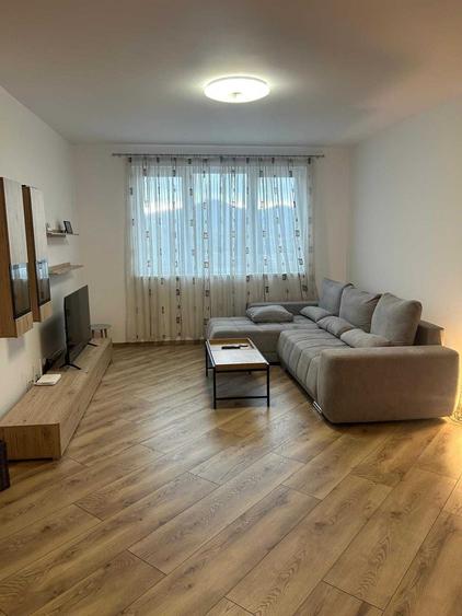 Apartament cu 2 camere decomandat în Florești