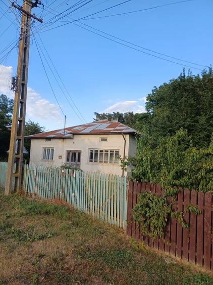 Casă cu 4 camere în Ibănești