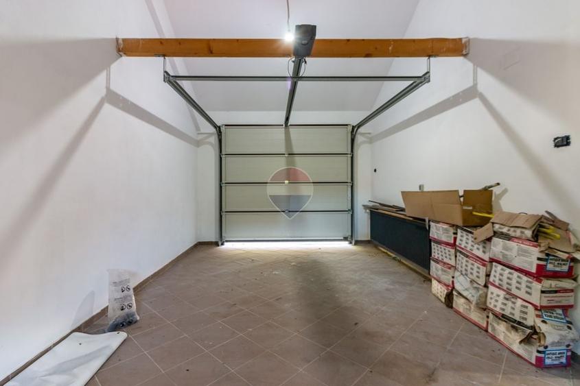 Casă individuală cu 4 camere cu Teren 563 Mp în Corbeanca