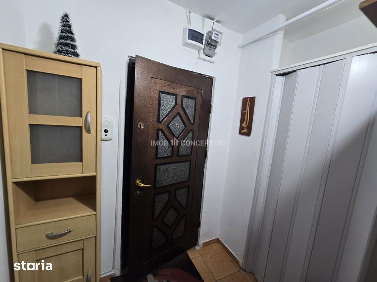 Garsonieră decomandată, mobilată în Vest