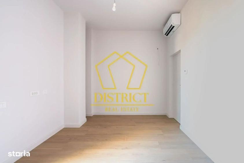 Apartament cu 4 camere în Torontalului