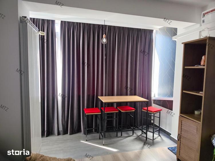 Apartament cu 3 camere semidecomandat în Dorobanți
