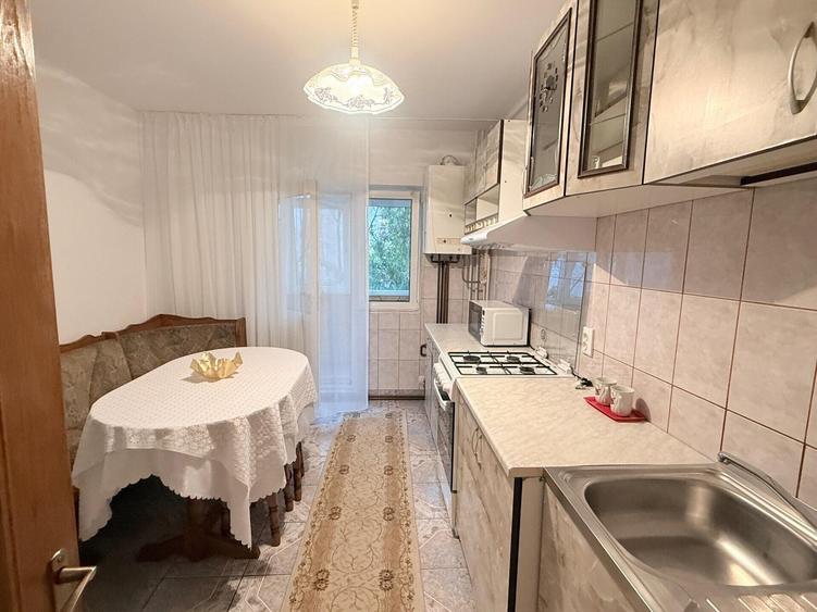 Apartament cu 2 camere decomandat, mobilat în Frumoasa
