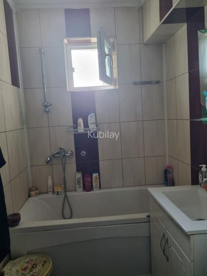 Apartament 3 camere decomandat, etaj 1, zona tineretului