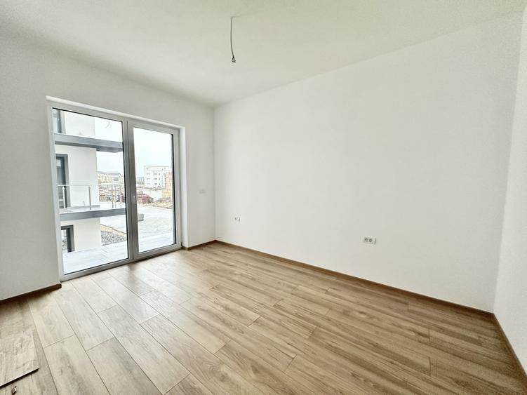 Apartament cu 2 camere decomandat în Giroc