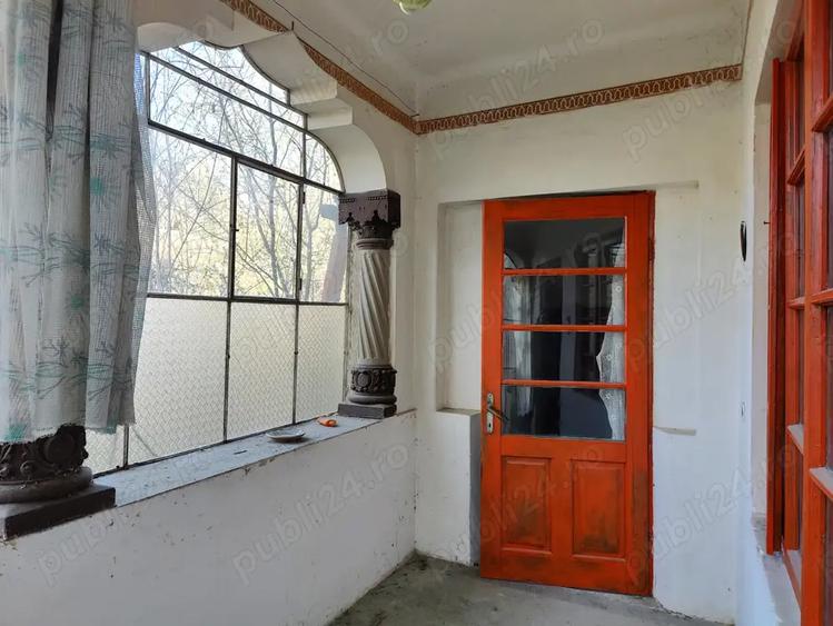 Casă cu 4 camere cu Teren 992 Mp în Pucioasa