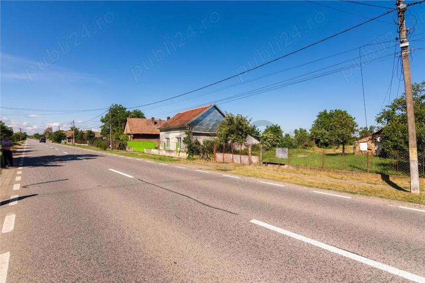 Casă cu 5 camere în Ianca