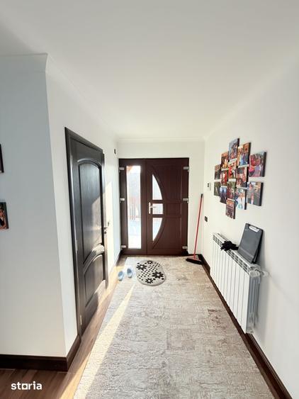 Casa noua cu etaj la Lebada - 12