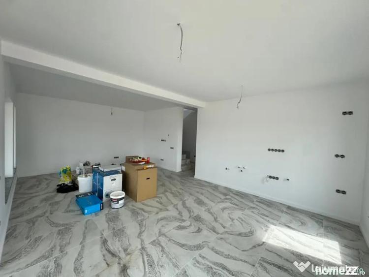 Casă cu 4 camere cu Teren 420 Mp în Săsar