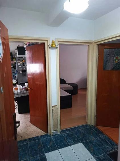 Apartament cu 2 camere decomandat, mobilat în Drumul Taberei