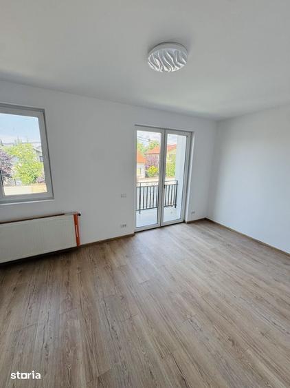 Casă cu 4 camere cu Teren 250 Mp în Ghencea