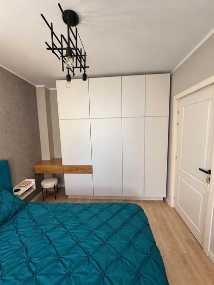 Apartament cu 2 camere semidecomandat în Florești