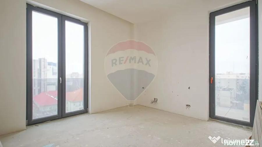 Apartament cu 3 camere decomandat în 15 Noiembrie
