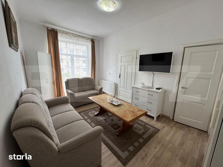 Apartament cu 3 camere decomandat în Central