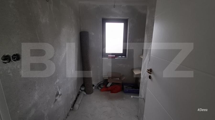 Duplex cu 4 camere cu Canalizare în Dezmir