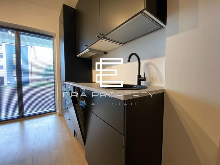 Apartament cu 2 camere semidecomandat, mobilat în Cristian