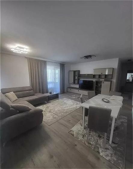 Apartament cu 2 camere decomandat, mobilat în Tomis Nord