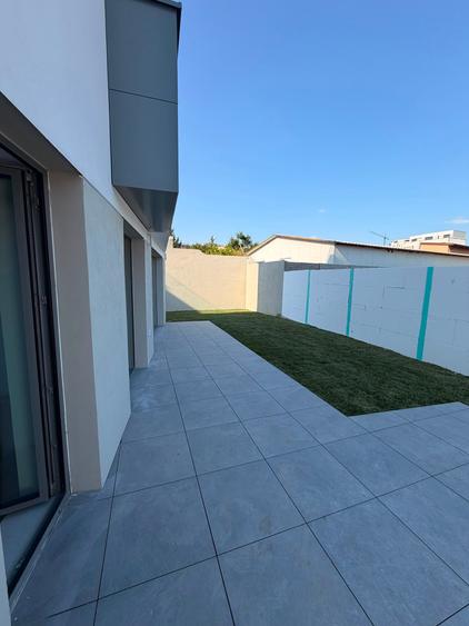 Apartament cu 4 camere semidecomandat în Timpuri Noi