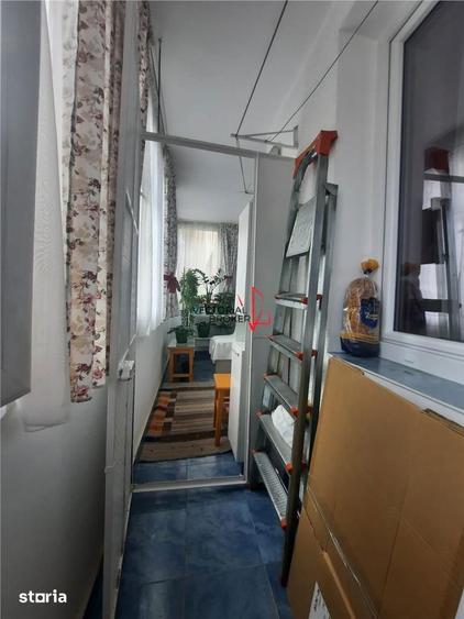 Apartament cu 3 camere semidecomandat în Gara de Nord