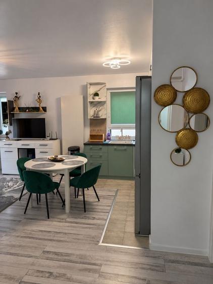Apartament cu 3 camere decomandat în Tomis Plus