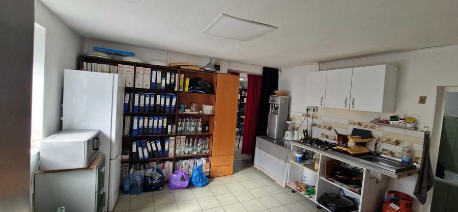 Spațiu comercial, de 140 mp, în Central