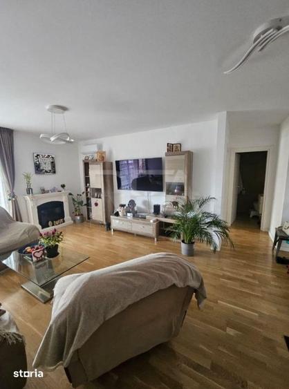 Apartament cu 3 camere decomandat în Grivița