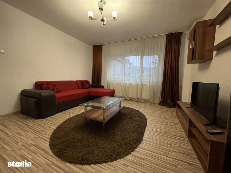 Apartament cu 3 camere decomandat în Aviației — fotografia 2