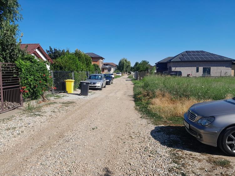 Teren Construcții intravilan de 1500 mp, în Domnești