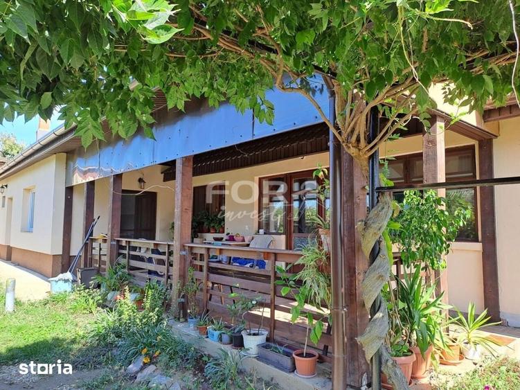 Casă cu 4 camere cu Teren 1900 Mp în Central
