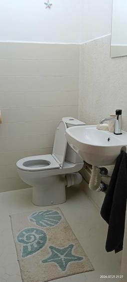 Apartament cu 3 camere decomandat în Faleza Nord