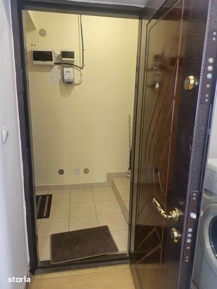 Apartament cu 2 camere semidecomandat în Centrul Civic